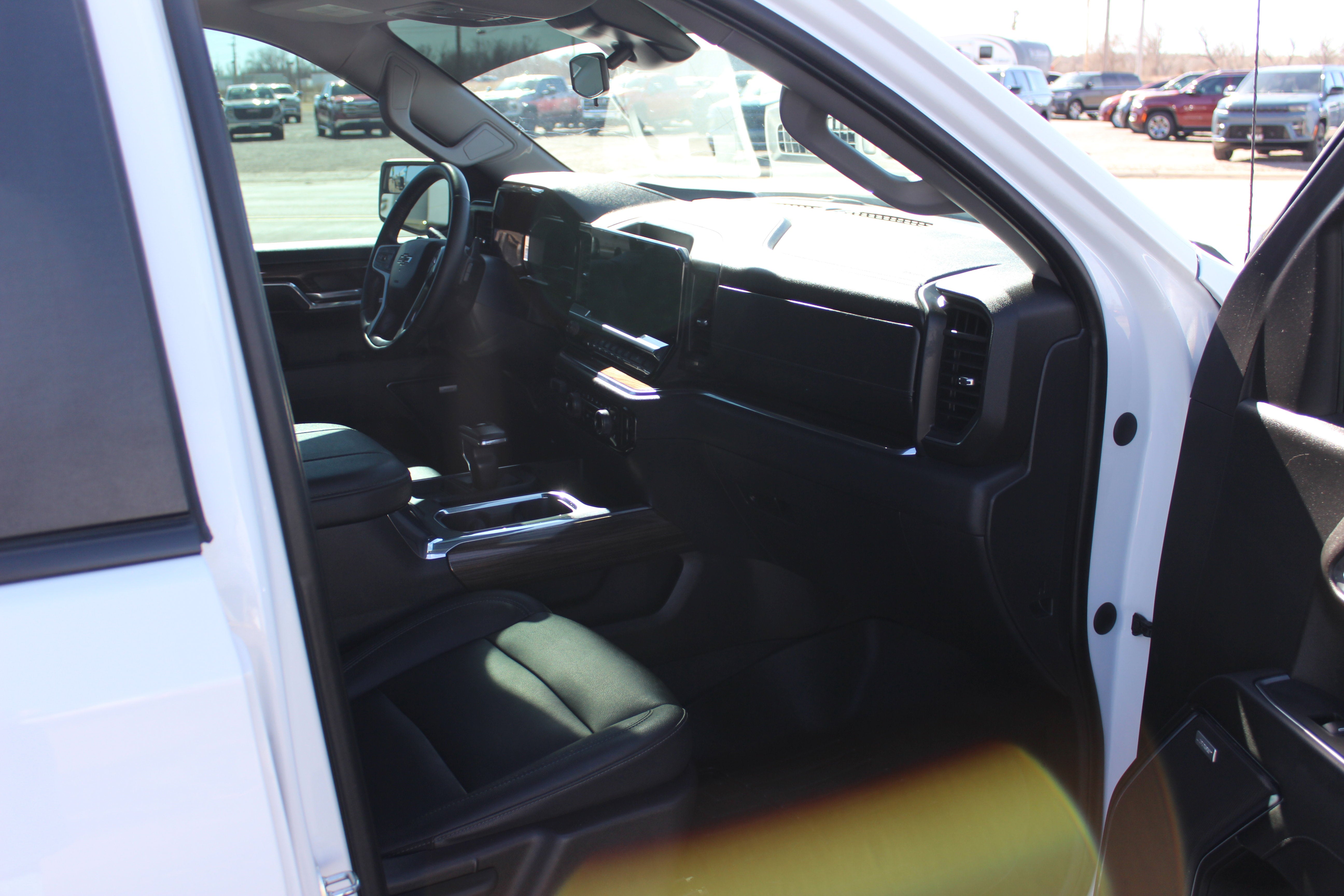 2023 Chevrolet Silverado 1500 4WD Crew Cab Short Bed RST