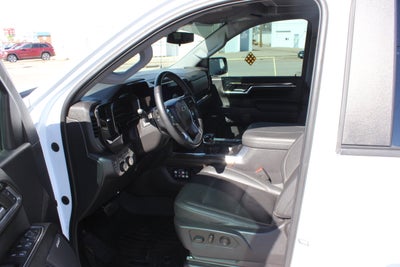 2023 Chevrolet Silverado 1500 4WD Crew Cab Short Bed RST