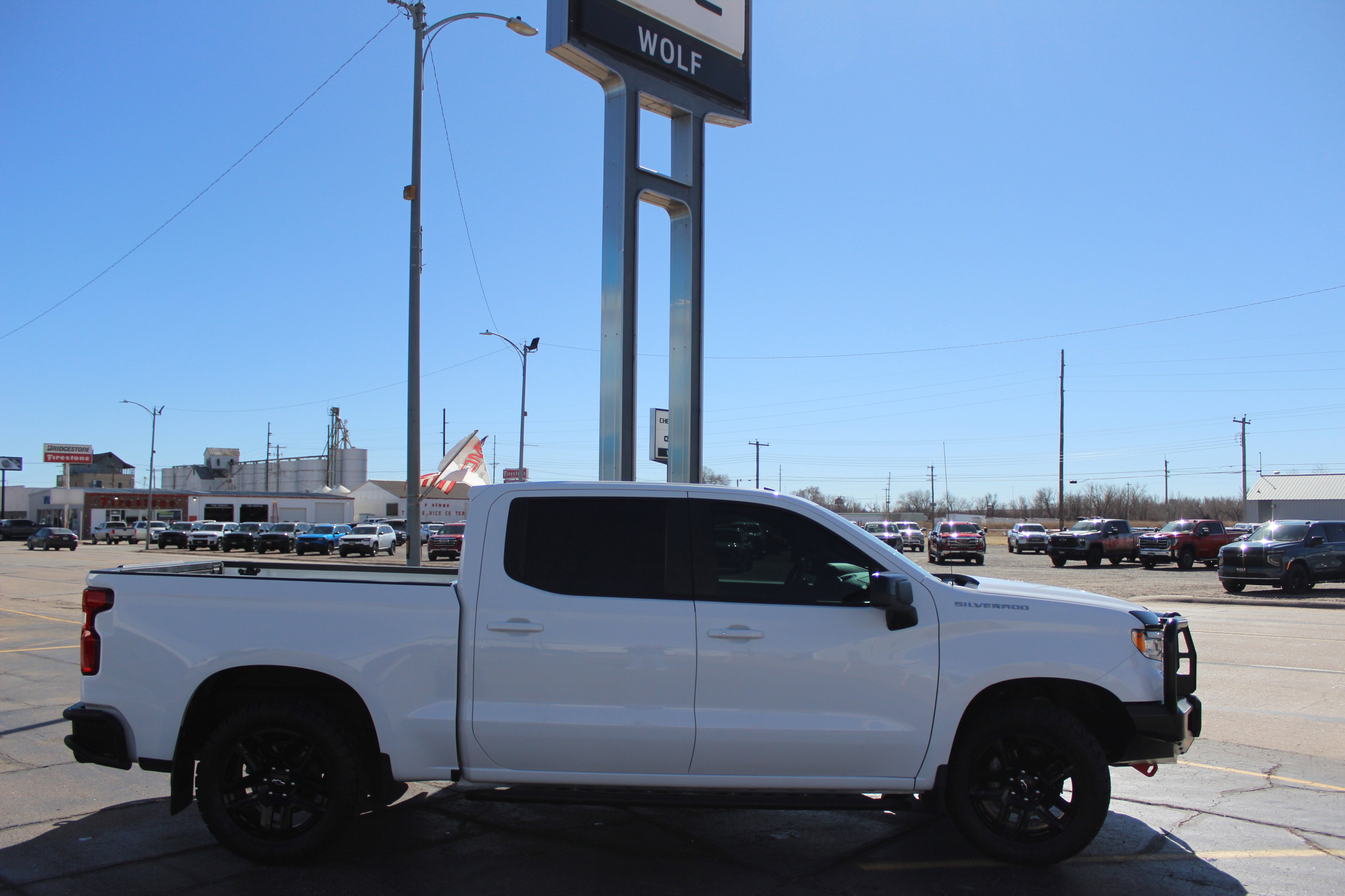 2023 Chevrolet Silverado 1500 4WD Crew Cab Short Bed RST