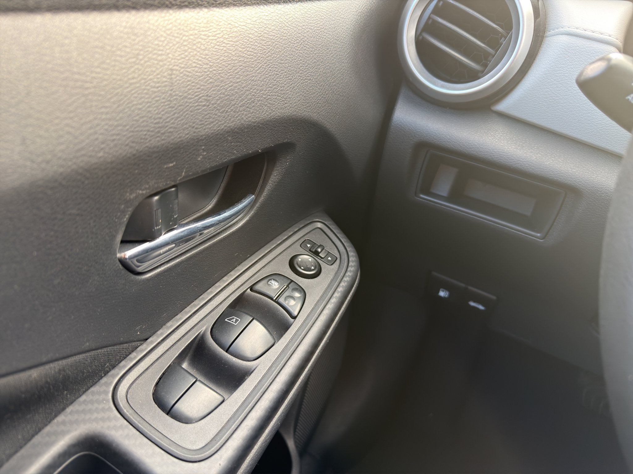 2021 Nissan Versa SV Xtronic CVT