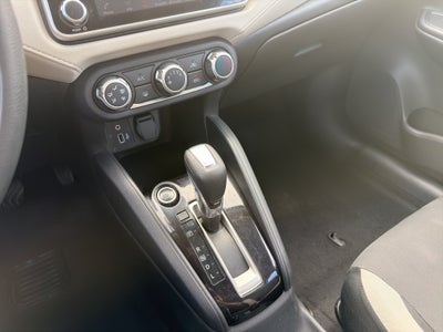 2021 Nissan Versa SV Xtronic CVT