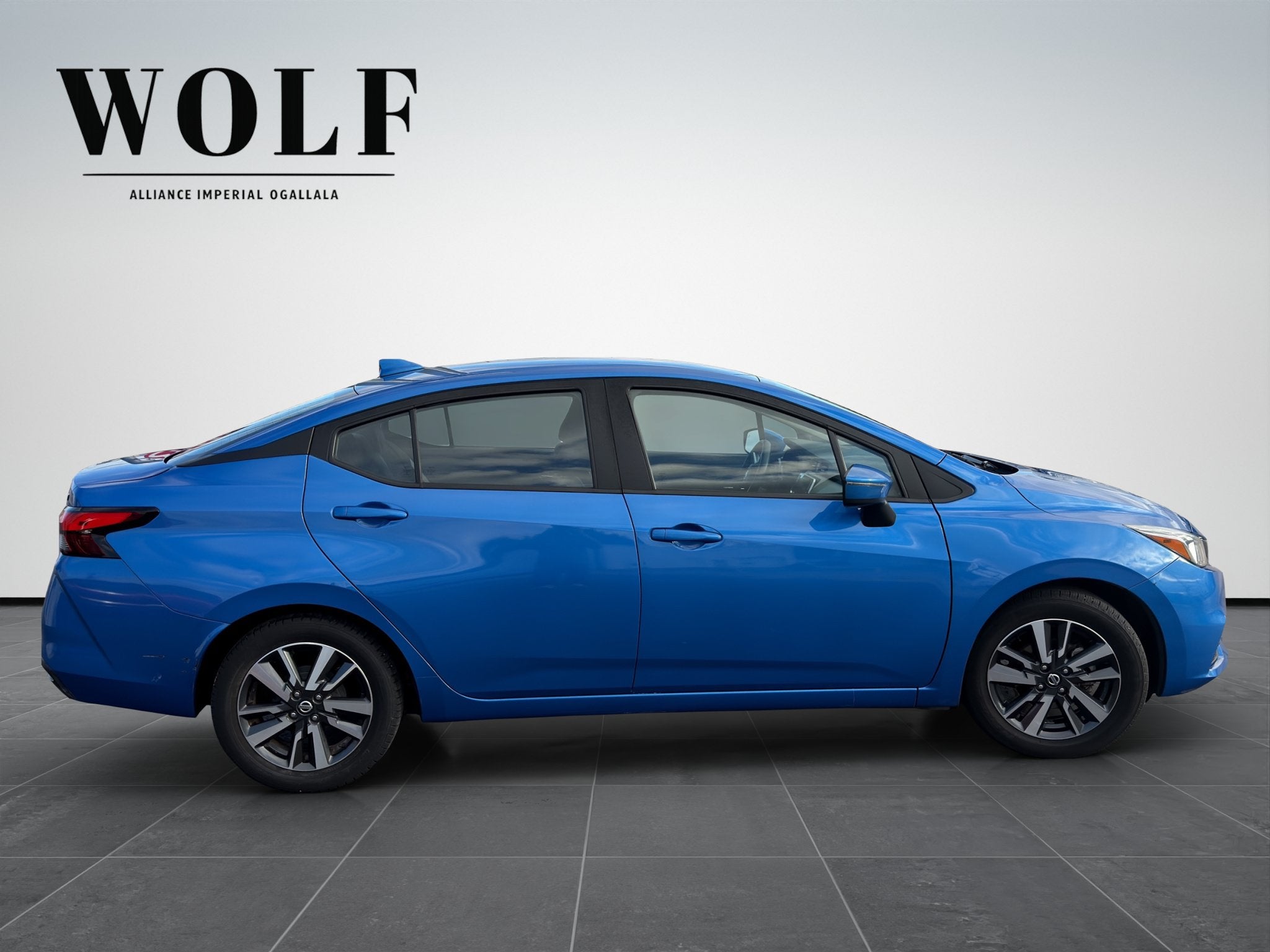 2021 Nissan Versa SV Xtronic CVT