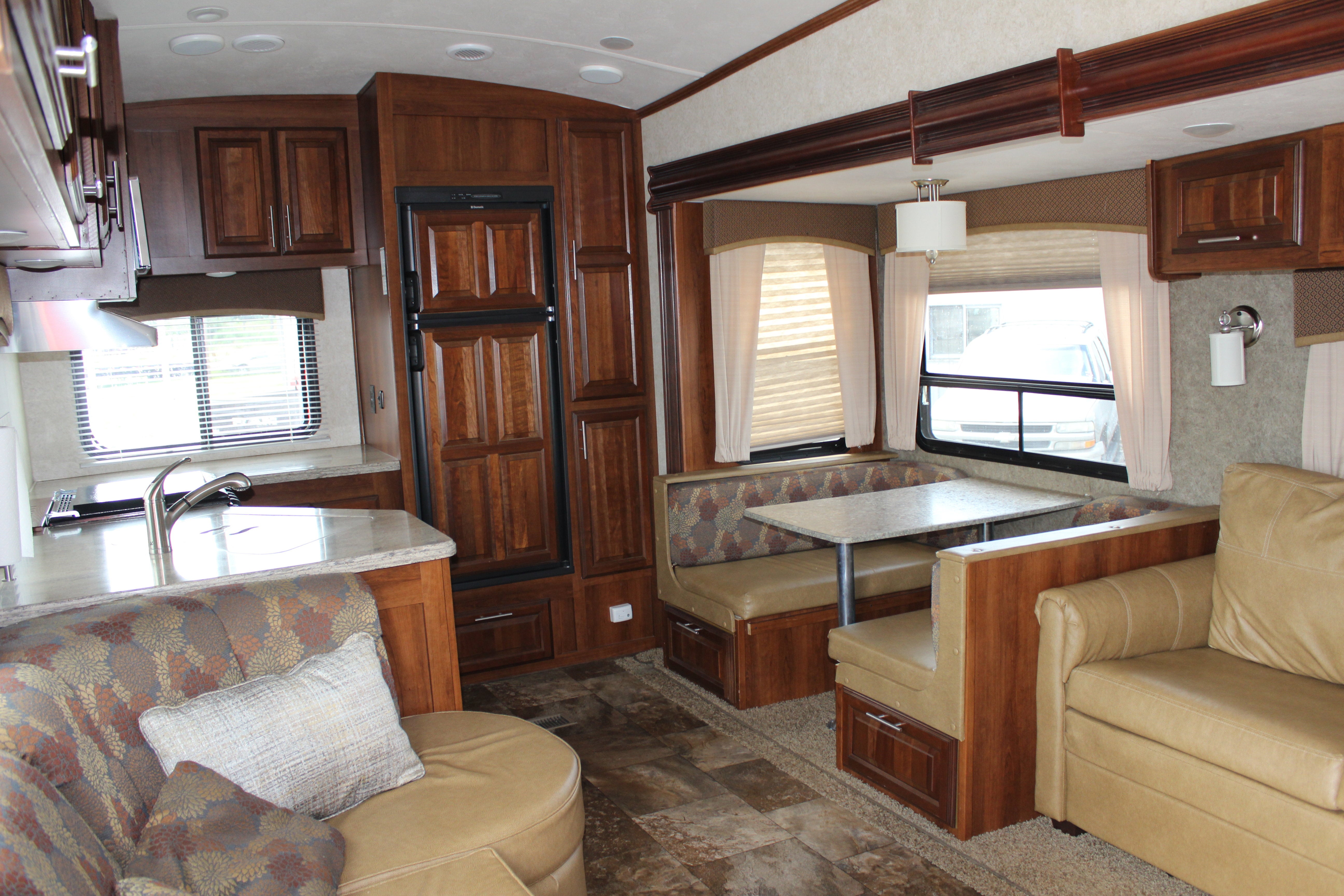 2014 Forest River Wild Cat Base