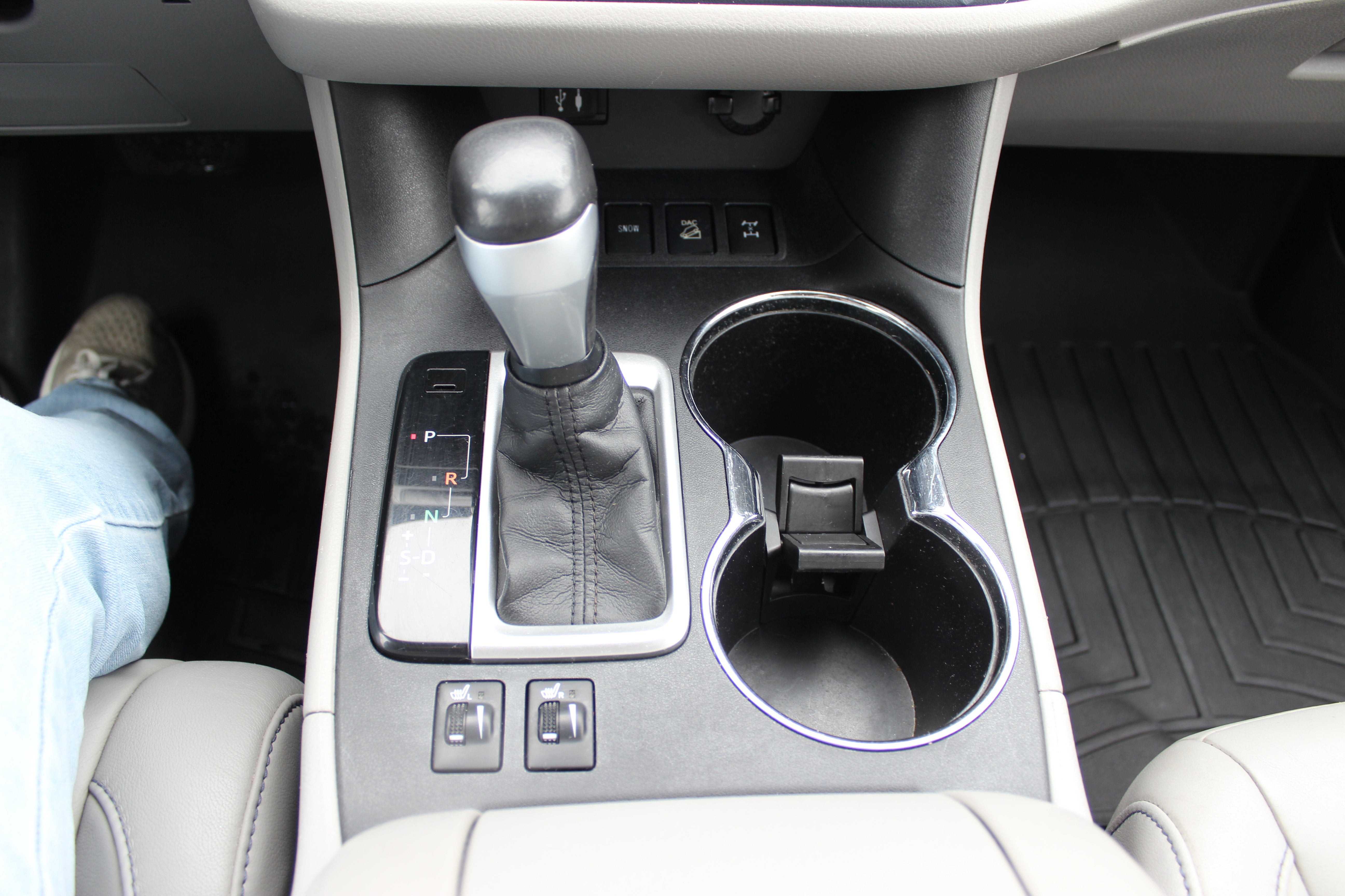 2014 Toyota Highlander XLE V6