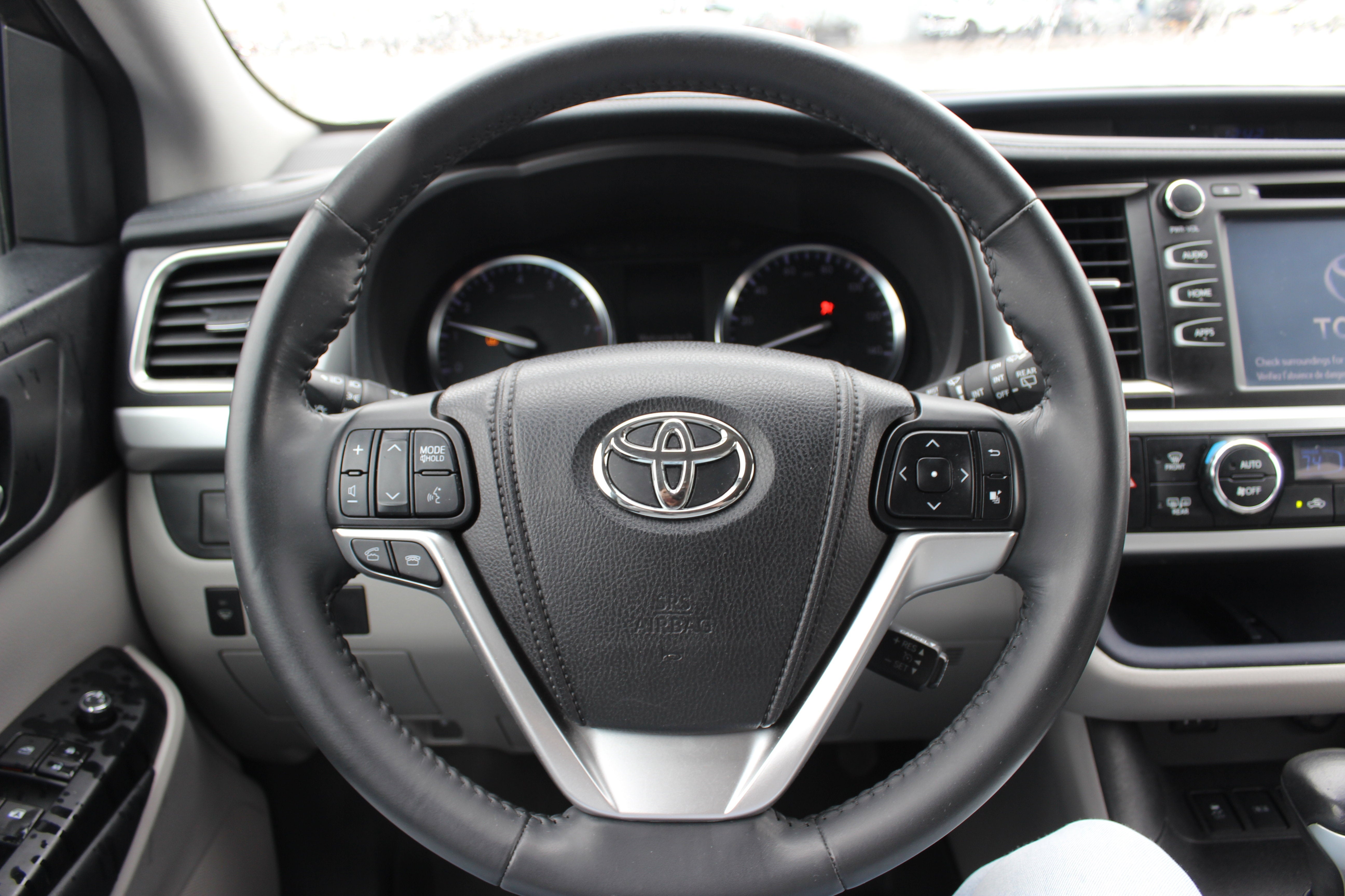 2014 Toyota Highlander XLE V6