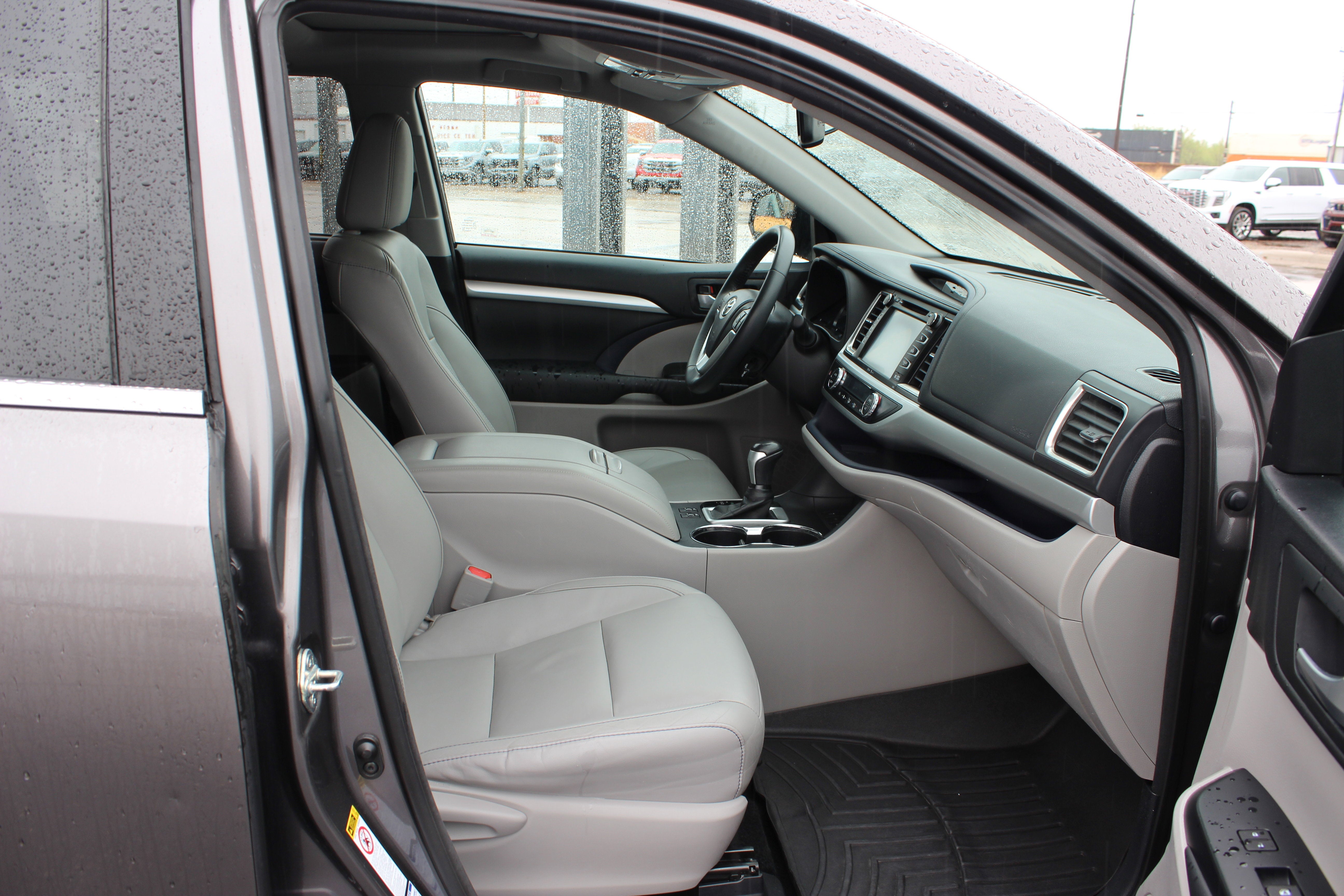 2014 Toyota Highlander XLE V6