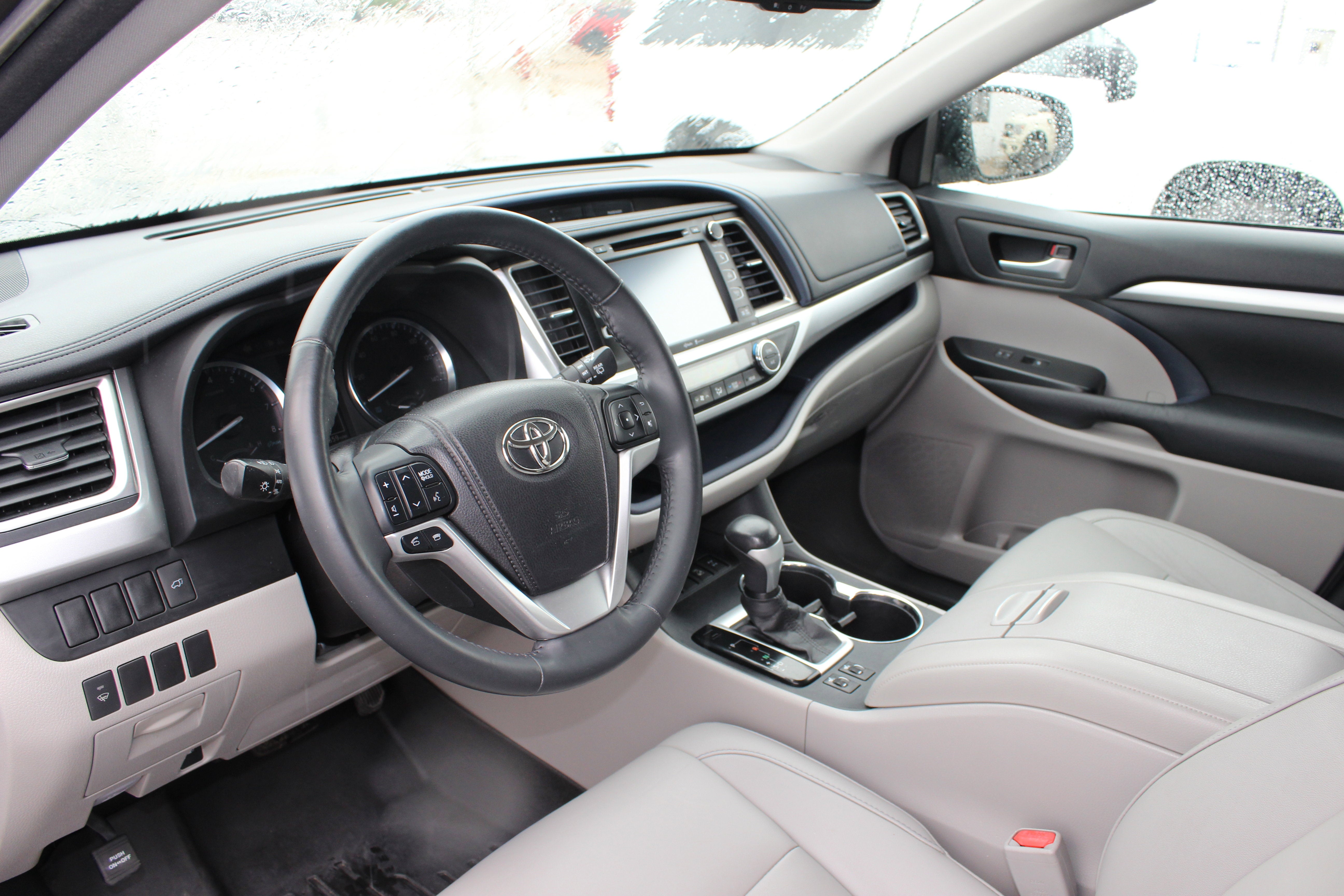 2014 Toyota Highlander XLE V6